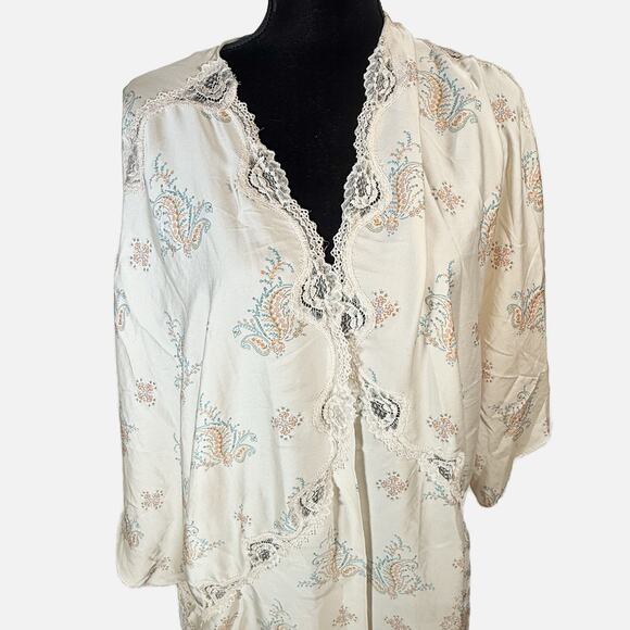 Victoria’s Secret Robe M/L Ivory Lace Trim Floral Embroidered Kimono Wrap Lounge - Picture 5 of 8